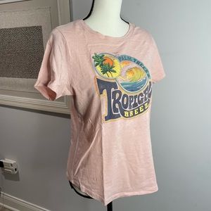 Old Navy Everywear Womens S Pink T-Shirt Palm Trees & Tropical Breeze Graphic